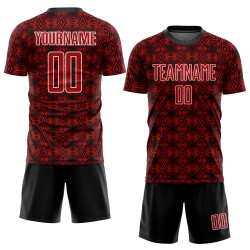 Maglia da calcio personalizzata con forme geometriche rosse, nere e bianche, stampata a sublimazione